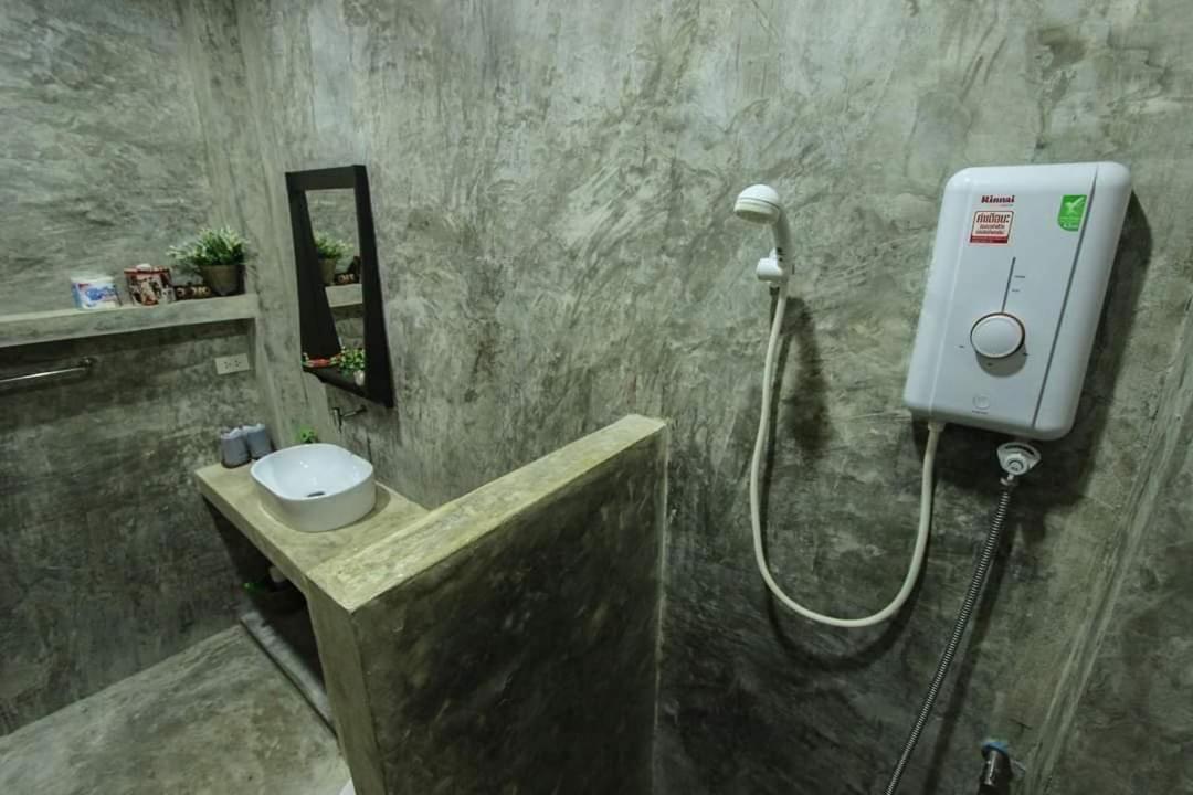 Baanyaiguesthouse كو ماك المظهر الخارجي الصورة